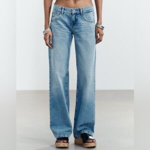 ZARA | Wide Leg Low Rise Jeans Light Blue Wash Size 4